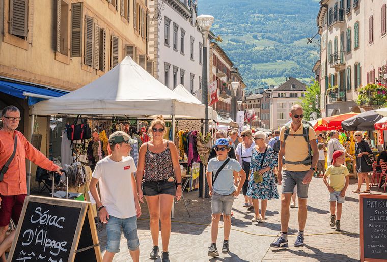Tous les vendredi à SION - marchés hebdomadaires